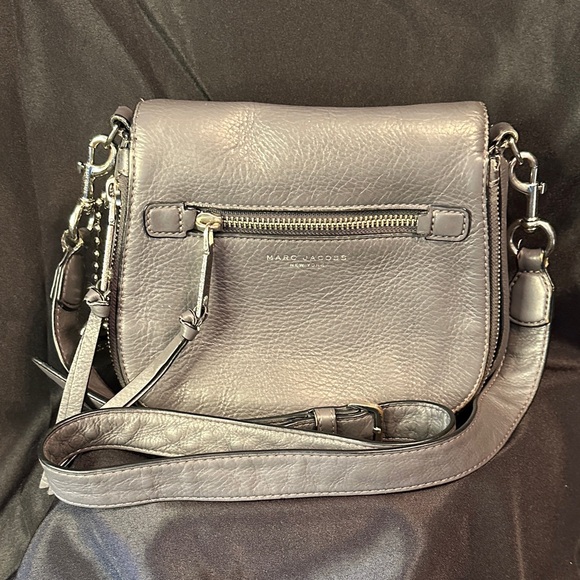Marc Jacobs Charcoal Leather Crossbody Bag - Picture 5 of 17